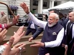  Prime Minister Narendra Modi meets with the Indian diaspora upon arrival at his hotel in Washington, DC, Wednesday, 