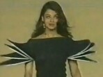 A glimpse of Aishwarya Rai's ramp walk in 1994. A glimpse of Aishwarya Rai's ramp walk in 1994.
