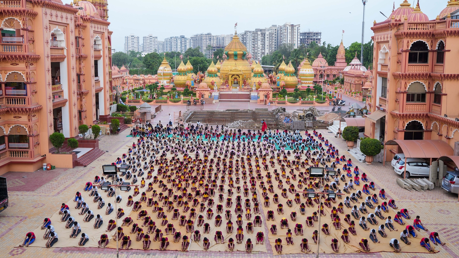 Yoga Day event in Surat set new Guinness World Record: Minister Harsh Sanghavi - Vimarsana News