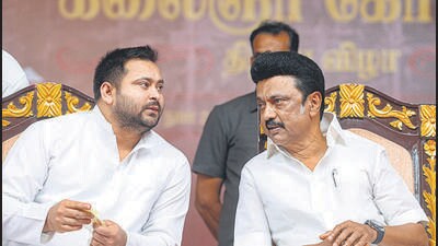 Tamil Nadu chief minister MK Stalin with Bihar deputy CM Tejaswi Yadav at the unveiling of the statue of Karunanidhi and inauguration of Kalainger Kottam to mark Karunanidhi centenary celebration, in Tiruvarur on Tuesday. (PTI) Tamil Nadu chief minister MK Stalin with Bihar deputy CM Tejaswi Yadav at the unveiling of the statue of Karunanidhi and inauguration of Kalainger Kottam to mark Karunanidhi centenary celebration, in Tiruvarur on Tuesday. (PTI)