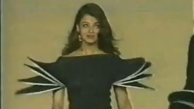 A glimpse of Aishwarya Rai's ramp walk in 1994. A glimpse of Aishwarya Rai's ramp walk in 1994.