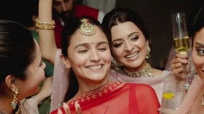 Check out Alia Bhatt's mangalsutra. Check out Alia Bhatt's mangalsutra.