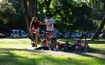 Activities for kids that help parents to keep their own mental health healthy (Photo by Francisco Rioseco on Unsplash) Activities for kids that help parents to keep their own mental health healthy (Photo by Francisco Rioseco on Unsplash)