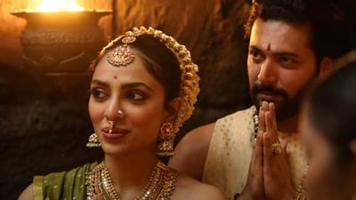 Sobhita Dhulipala says she likes juggling between a Ponniyin Selvan and a Made in Heaven Sobhita Dhulipala says she likes juggling between a Ponniyin Selvan and a Made in Heaven