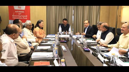 The establishment of RERA has become a hurdle in the path of those who want to cheat commoners, Dy CM Fadnavis said. (HT PHOTO)