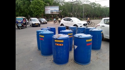 GMADA was assigned to build 16 roundabouts across the city. However, before building the roundabout, the department wished to study the width and feasibility of roundabouts. For that purpose, plastic drums were placed in the middle of the intersection. The Mohali DC has instructed GMADA and traffic experts to identify accident-prone areas where speed tables or tabletop speed breakers could be introduced. (HT Photo) GMADA was assigned to build 16 roundabouts across the city. However, before building the roundabout, the department wished to study the width and feasibility of roundabouts. For that purpose, plastic drums were placed in the middle of the intersection. The Mohali DC has instructed GMADA and traffic experts to identify accident-prone areas where speed tables or tabletop speed breakers could be introduced. (HT Photo)