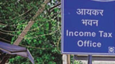 The I-T teams carried out searches at Boring Road in Patna, Begusarai, Noida, Ghaziabad, Kolkata and Odisha. (HT Photo) The I-T teams carried out searches at Boring Road in Patna, Begusarai, Noida, Ghaziabad, Kolkata and Odisha. (HT Photo)
