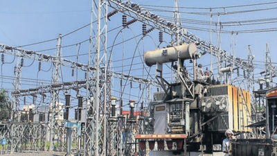 The Karnataka trade bodies hold protests in several districts over hike in power tariff by Electricity Supply Corporations (Escoms). (HT Photo) The Karnataka trade bodies hold protests in several districts over hike in power tariff by Electricity Supply Corporations (Escoms). (HT Photo)