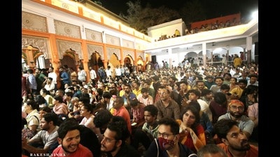 The audience at the Sankat Mochan Sangeet Samaroh 2023 (Rakesh Sinha) The audience at the Sankat Mochan Sangeet Samaroh 2023 (Rakesh Sinha)
