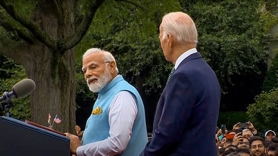 Prime Minister Narendra Modi with US President Joe Biden during the State Arrival Ceremony on the South Lawn of the White House, in Washington DC, Thursday. (PTI) Prime Minister Narendra Modi with US President Joe Biden during the State Arrival Ceremony on the South Lawn of the White House, in Washington DC, Thursday. (PTI)