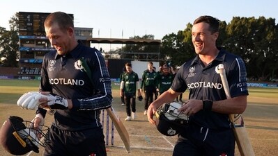 Michael Leask (L) with Chris Sole after Scotland's win over Ireland (ICC) Michael Leask (L) with Chris Sole after Scotland's win over Ireland (ICC)