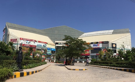 Malls have come to replace forested wastelands, in effect creating urban heat islands. (Parveen Kumar/HT Archive )