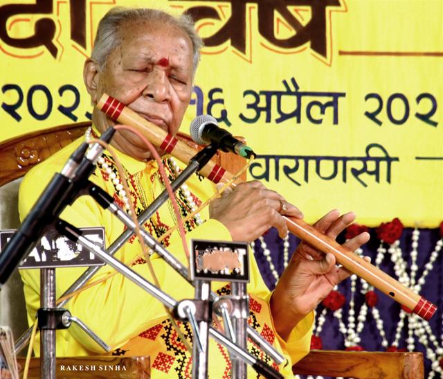 Hariprasad Chaurasia (Rakesh Sinha) Hariprasad Chaurasia (Rakesh Sinha)