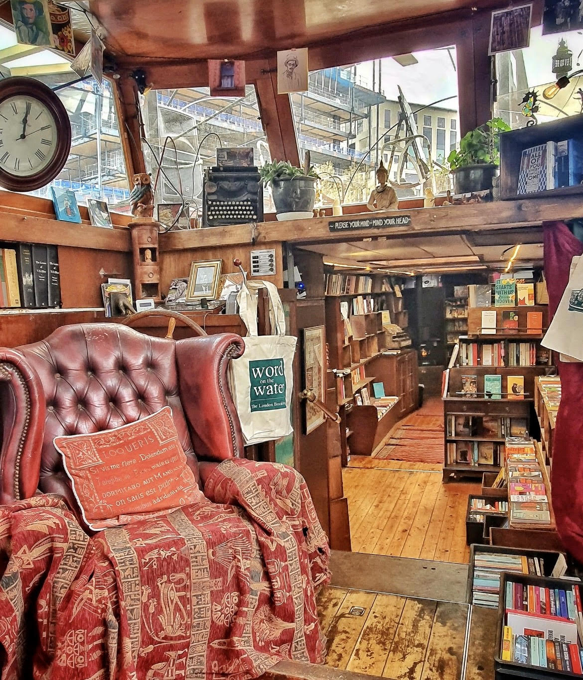 The perfect place to curl up for a good read (Courtesy Word on the Water) The perfect place to curl up for a good read (Courtesy Word on the Water)