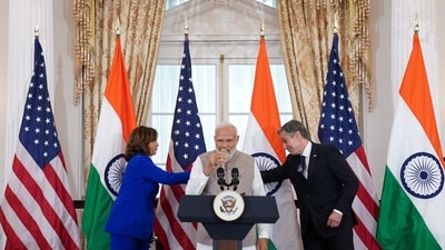 Prime Minister Narendra Modi, U.S. Secretary of State Antony Blinken and U.S. Vice President Kamala Harris  toast during a lunch held in Modi's honor at the State Department in Washington, U.S., June 23, 2023. (REUTERS)