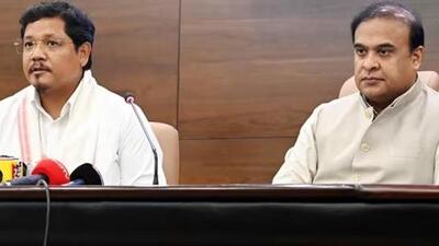 Meghalaya CM Conrad Sangma (left) and Assam CM Himanta Biswa Sarma (right) (File Photo) Meghalaya CM Conrad Sangma (left) and Assam CM Himanta Biswa Sarma (right) (File Photo)