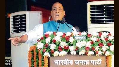 Union defence minister Rajnath Singh addressed the Progressive India Mega Rally in city’s Sector 34 on Saturday. (HT Photo) Union defence minister Rajnath Singh addressed the Progressive India Mega Rally in city’s Sector 34 on Saturday. (HT Photo)