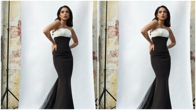 Assisted by makeup artist Shraddha Mishra, Sobhita decked up in nude eyeshadow, black eyeliner, black kohl, mascara-laden eyelashes, drawn eyebrows, contoured cheeks and a shade of nude lipstick. (Instagram/@sobhitad) Assisted by makeup artist Shraddha Mishra, Sobhita decked up in nude eyeshadow, black eyeliner, black kohl, mascara-laden eyelashes, drawn eyebrows, contoured cheeks and a shade of nude lipstick. (Instagram/@sobhitad)
