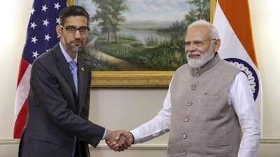 Prime Minister Narendra Modi with the CEO of Google and Alphabet Sundar Pichai during a meeting, at White House in Washington. (PTI) Prime Minister Narendra Modi with the CEO of Google and Alphabet Sundar Pichai during a meeting, at White House in Washington. (PTI)