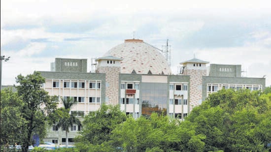Recently 34 villages were merged into PMC limits and these areas did not have proper sewage management systems in place. Now, to cater facilities to these villages, the civic body plans to build the STPs, and the agreement will see the IFC act as an advisor for the ₹1000 crore project. (REPRESENTATIVE PHOTO)