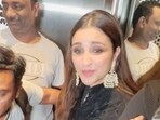 Parineeti Chopra spoke with the paparazzi at an event. Parineeti Chopra spoke with the paparazzi at an event.