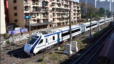 “Common man cannot afford to travel in Vande Bharat and if someone wants to go to Goa during the rainy season then why would he travel for 10 hours one way and instead take the flight, which at present is lesser,” said Nandkumar Deshmukh, president, Federation of Railway Passengers Association. (HT PHOTO)