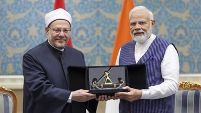 PM Modi during his two-day visit, met with the Grand Mufti of Egypt, Shawky Ibrahim Allam, in Cairo on Saturday. "I was honored to meet the Grand Mufti of Egypt, Dr. Shawky Ibrahim Allam. We had rich discussions on the relations between India and Egypt, especially the cultural and people-to-people ties," Modi tweeted. (Twitter/@PMO) PM Modi during his two-day visit, met with the Grand Mufti of Egypt, Shawky Ibrahim Allam, in Cairo on Saturday. "I was honored to meet the Grand Mufti of Egypt, Dr. Shawky Ibrahim Allam. We had rich discussions on the relations between India and Egypt, especially the cultural and people-to-people ties," Modi tweeted. (Twitter/@PMO)