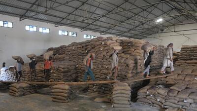 The Karnataka government began scouting for rice from states and other agencies after FCI discontinued the sale of rice and wheat from the central pool under the open market sale scheme (OMSS) to state governments soon after the southern state announced its Anna Bhagya scheme’s launch from July 1. (HT Archive) The Karnataka government began scouting for rice from states and other agencies after FCI discontinued the sale of rice and wheat from the central pool under the open market sale scheme (OMSS) to state governments soon after the southern state announced its Anna Bhagya scheme’s launch from July 1. (HT Archive)