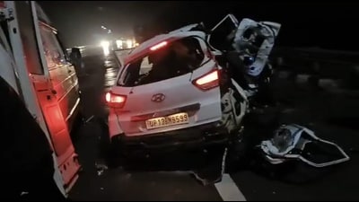 The car’s right side was entirely damaged after it turned turtle, officers said. Except the driver, no one was wearing the seat belt, said investigator Singh. (HT Photo) The car’s right side was entirely damaged after it turned turtle, officers said. Except the driver, no one was wearing the seat belt, said investigator Singh. (HT Photo)