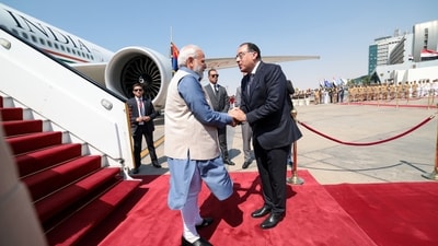 Prime Minister Narendra Modi was received with a 'special honour' by his Egyptian counterpart, Mostafa Madbouly, at Cairo International Airport on Saturday. This is the first-ever state visit by an Indian PM to the Middle East nation and was scheduled after President Abdel Fattah El-Sisi extended an invitation to Modi during his visit to India earlier this year, during the Republic Day celebrations. (Twitter/PMO) Prime Minister Narendra Modi was received with a 'special honour' by his Egyptian counterpart, Mostafa Madbouly, at Cairo International Airport on Saturday. This is the first-ever state visit by an Indian PM to the Middle East nation and was scheduled after President Abdel Fattah El-Sisi extended an invitation to Modi during his visit to India earlier this year, during the Republic Day celebrations. (Twitter/PMO)