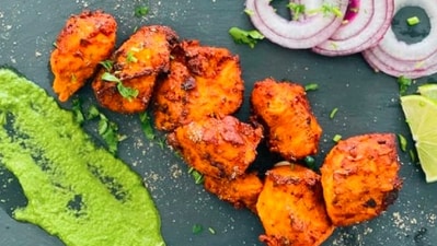 Onions are used as an ingredient in countless dishes across the world. You can eat it raw as a salad or add it to your favourite chaat. They can also be added in stir cries, curries, and even in pickles. (Instagram/@thespicebox.us)