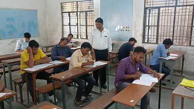 DM Suryapal Gangwar during the inspection at the exam centre in Lucknow on Monday (HT PHOTO) DM Suryapal Gangwar during the inspection at the exam centre in Lucknow on Monday (HT PHOTO)