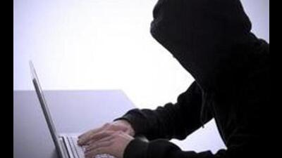 Lured by a part time online job, a woman ended up losing ₹2.09 lakh to online fraudsters. In her complaint, Amisha Sachdeva, 23, of Sector 30, Chandigarh, told the police that she works with an IT company. (HT File) Lured by a part time online job, a woman ended up losing ₹2.09 lakh to online fraudsters. In her complaint, Amisha Sachdeva, 23, of Sector 30, Chandigarh, told the police that she works with an IT company. (HT File)