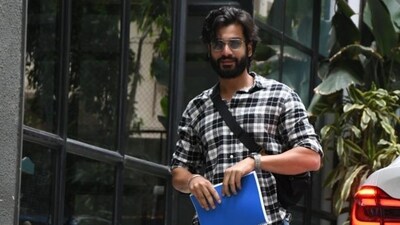 Sunny Kaushal was also spotted in Mumbai as he attended a meeting. Sunny Kaushal, who is actor Vicky Kaushal's brother, is rumoured to be in a relationship with actor Sharvari Wagh. He wore a casual look with a checked shirt as he stepped out on Monday. Sunny Kaushal was also spotted in Mumbai as he attended a meeting. Sunny Kaushal, who is actor Vicky Kaushal's brother, is rumoured to be in a relationship with actor Sharvari Wagh. He wore a casual look with a checked shirt as he stepped out on Monday. 