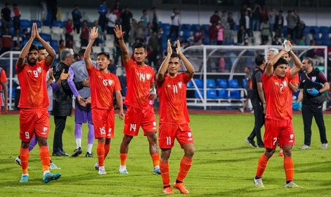 India captain Sunil Chhetri with teammates acknowledges the crowd defeating Nepal at SAFF 2023. (PTI) India captain Sunil Chhetri with teammates acknowledges the crowd defeating Nepal at SAFF 2023. (PTI)