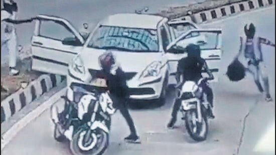 The CCTV footage of Saturday’s robbery emerged on Monday, and was shared widely on social media.