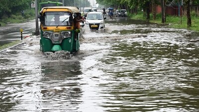 "The past 24 hours have witnessed substantial rainfall in HP, resulting in landslides on multiple routes leading to tourist destinations. As a result, tourists are advised to check the website of the State Disaster Management (HT Photo/Ravi Kumar) "The past 24 hours have witnessed substantial rainfall in HP, resulting in landslides on multiple routes leading to tourist destinations. As a result, tourists are advised to check the website of the State Disaster Management (HT Photo/Ravi Kumar)
