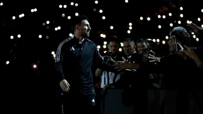 Argentina soccer player Lionel Messi greets fans (AP) Argentina soccer player Lionel Messi greets fans (AP)