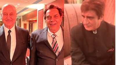 Dharmendra interacted with Anupam Kher and Raj Babbar at Karan Deol's wedding reception. Dharmendra interacted with Anupam Kher and Raj Babbar at Karan Deol's wedding reception.