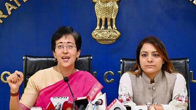 Delhi education minister Atishi with Delhi mayor Shelly Oberoi at Delhi Secretariat in New Delhi on Tuesday. (HT photo) Delhi education minister Atishi with Delhi mayor Shelly Oberoi at Delhi Secretariat in New Delhi on Tuesday. (HT photo)
