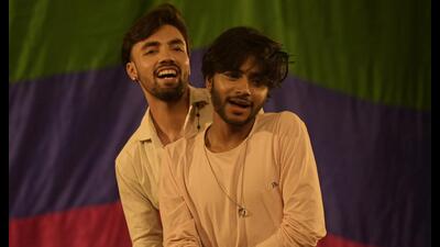 Prakhar Bhatnagar and Ayush Pandey presenting a dance drama at Awadh Kare Aashiqui event held at Kaifi Azmi Kala Kendra in Lucknow (Deepak Gupta/HT) Prakhar Bhatnagar and Ayush Pandey presenting a dance drama at Awadh Kare Aashiqui event held at Kaifi Azmi Kala Kendra in Lucknow (Deepak Gupta/HT)