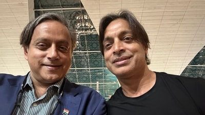 Congress leader Shashi Tharoor and Pakistan cricketer Shoaib Akhtar. (Twitter / @ShashiTharoor) Congress leader Shashi Tharoor and Pakistan cricketer Shoaib Akhtar. (Twitter / @ShashiTharoor)