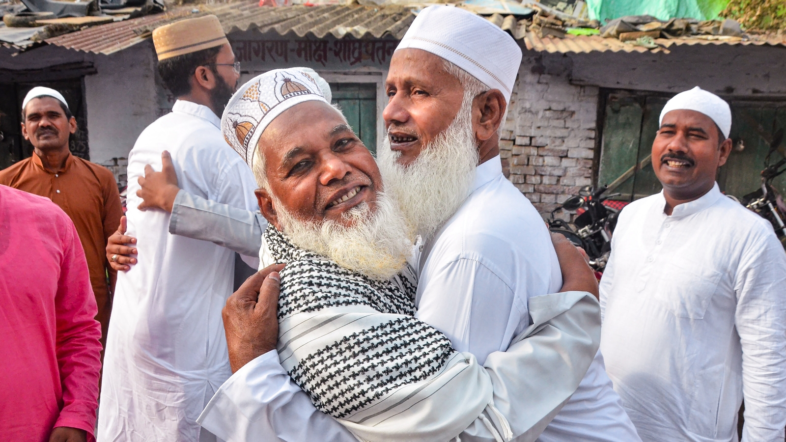 Police ask Muslims in Badrinath to celebrate Bakrid in Joshimath - Vimarsana News