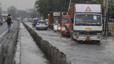 A waterlogged stretch on National Highway 48 in Gurugram on Wednesday. (Parveen Kumar/HT Photo) A waterlogged stretch on National Highway 48 in Gurugram on Wednesday. (Parveen Kumar/HT Photo)
