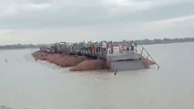Under construction bridge collapsed in Bihar's Vaishali. (ANI)