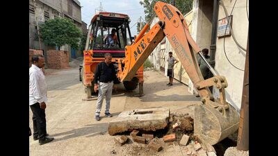 Sewer connections of 9 industrial units snapped for dumping waste into sewage