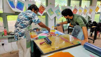 Trainers guiding the participants in printmaking (HT Photo) Trainers guiding the participants in printmaking (HT Photo)