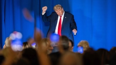 CONCORD, NEW HAMPSHIRE - JUNE 27: Republican presidential candidate, former U.S. President Donald Trump dances at the edge of the stage following his speech at the New Hampshire Federation of Republican Women's Lilac Luncheon on June 27, 2023 in Concord, New Hampshire. Republican presidential candidate, Florida Gov. Ron DeSantis is also holding a campaign event in New Hampshire today. Scott Eisen/Getty Images/AFP (Photo by Scott Eisen / GETTY IMAGES NORTH AMERICA / Getty Images via AFP) (Getty Images via AFP) CONCORD, NEW HAMPSHIRE - JUNE 27: Republican presidential candidate, former U.S. President Donald Trump dances at the edge of the stage following his speech at the New Hampshire Federation of Republican Women's Lilac Luncheon on June 27, 2023 in Concord, New Hampshire. Republican presidential candidate, Florida Gov. Ron DeSantis is also holding a campaign event in New Hampshire today. Scott Eisen/Getty Images/AFP (Photo by Scott Eisen / GETTY IMAGES NORTH AMERICA / Getty Images via AFP) (Getty Images via AFP)