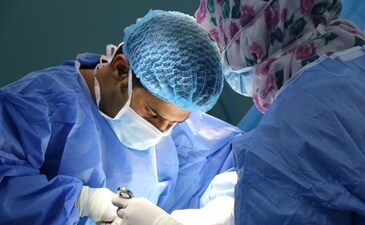 The students have sought permission to wear long-sleeve scrubs and surgical hoods inside OT. (Representational)