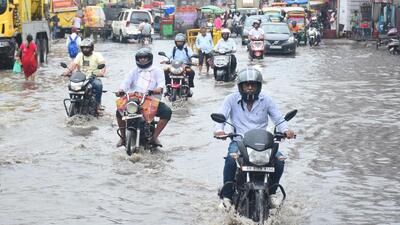 A waterlogged road in Patna after heavy rain on Thursday. (Santosh Kumar/HT) A waterlogged road in Patna after heavy rain on Thursday. (Santosh Kumar/HT)